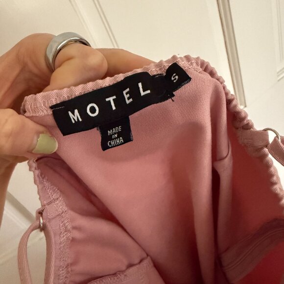 Aketi Mini Dress in Dusky Pink S - Picture 6 of 6